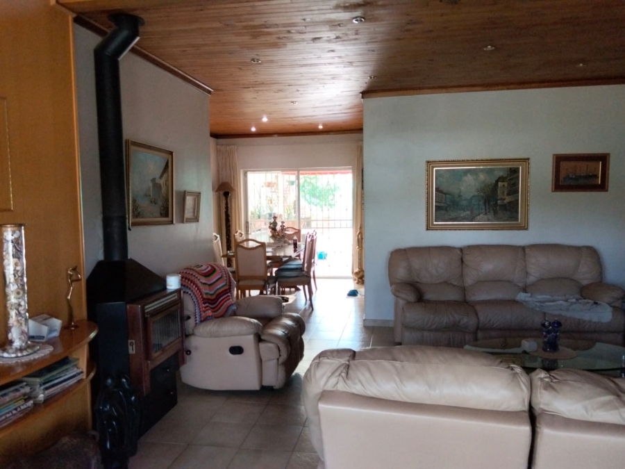 4 Bedroom Property for Sale in Doorn Free State